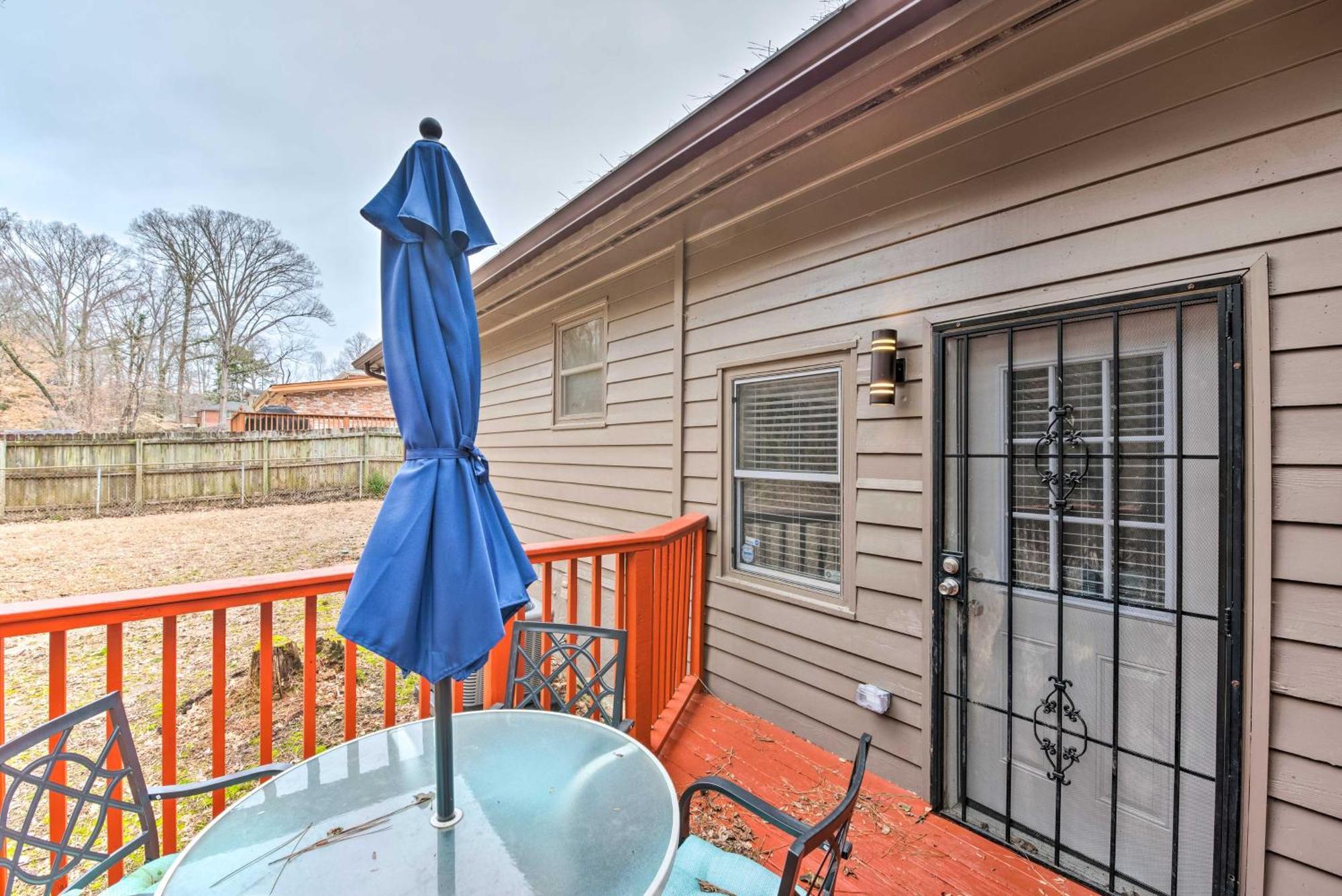 Atlanta Retreat With Deck In Greenbriar Area! Екстериор снимка
